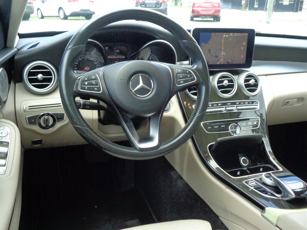 2016 Mercedes-Benz C-Class - $16,075