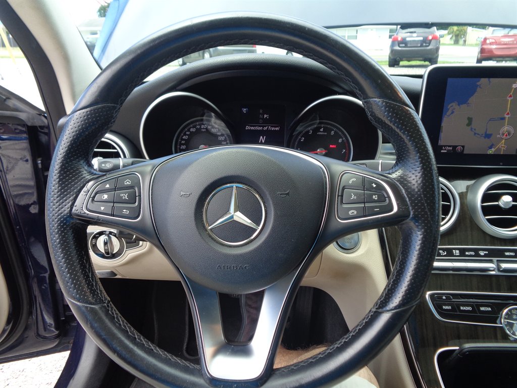 2016 Mercedes-Benz C-Class - $16,075
