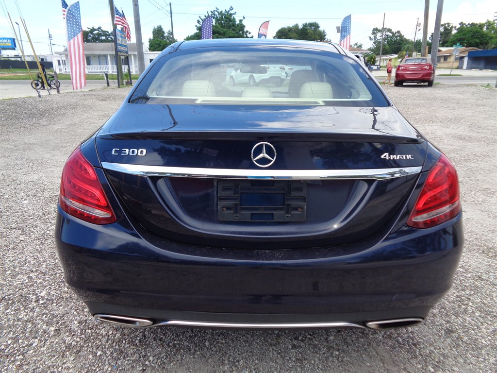 2016 Mercedes-Benz C-Class - $16,075