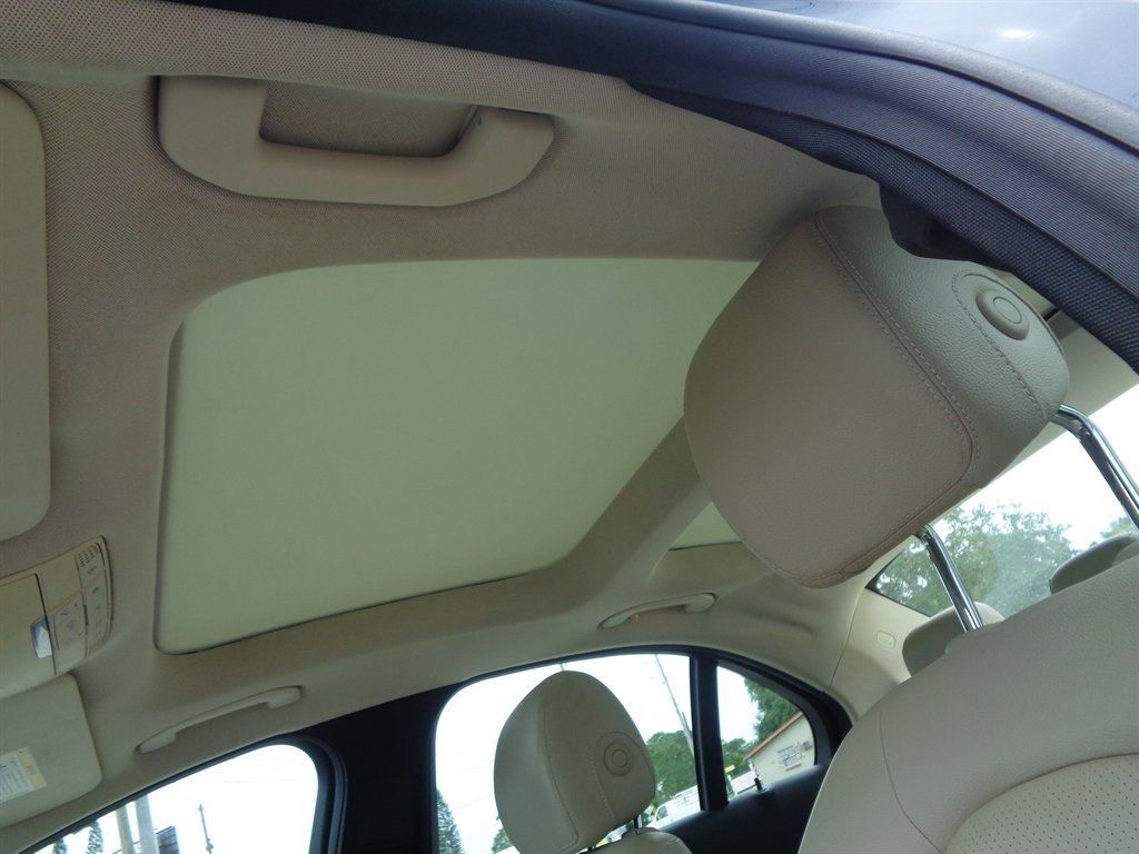 2016 Mercedes-Benz C-Class - $16,075