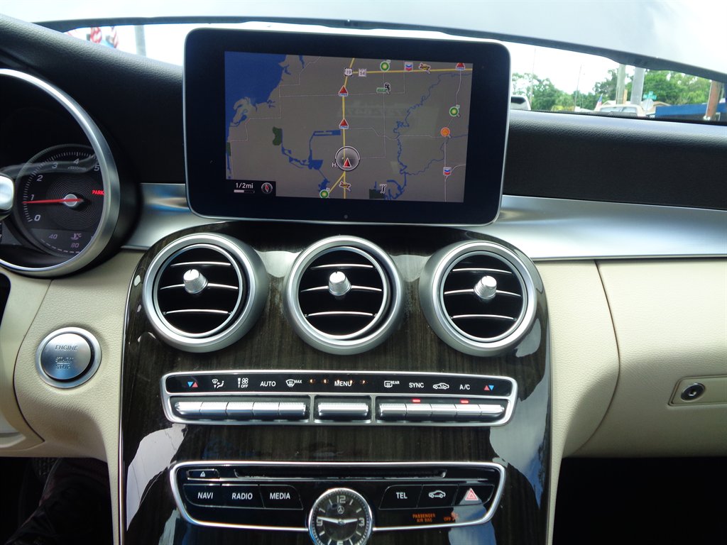2016 Mercedes-Benz C-Class - $16,075