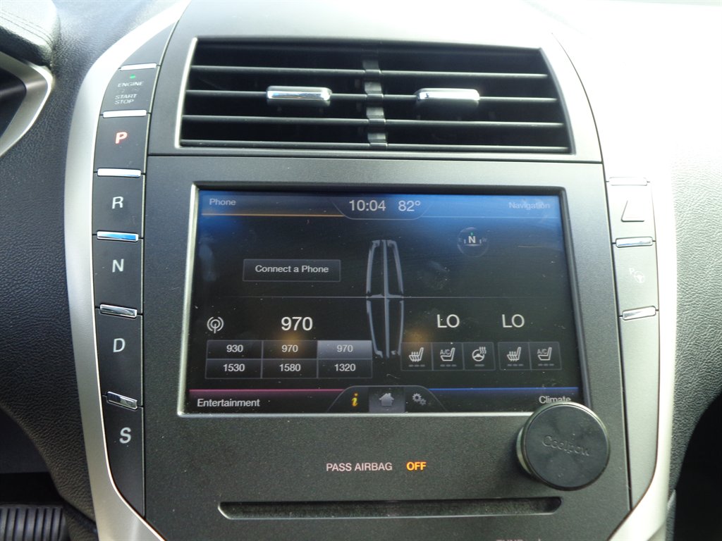 2016 Lincoln MKZ - $12,075