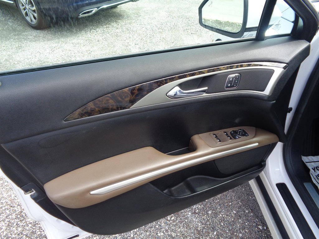 2016 Lincoln MKZ - $12,075