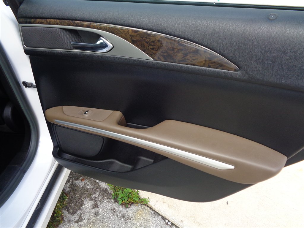 2016 Lincoln MKZ - $12,075