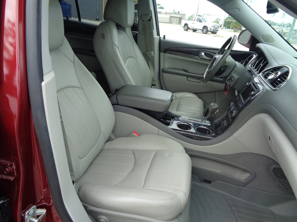 2015 Buick Enclave - $10,925