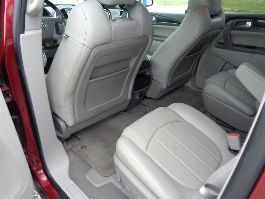2015 Buick Enclave - $10,925