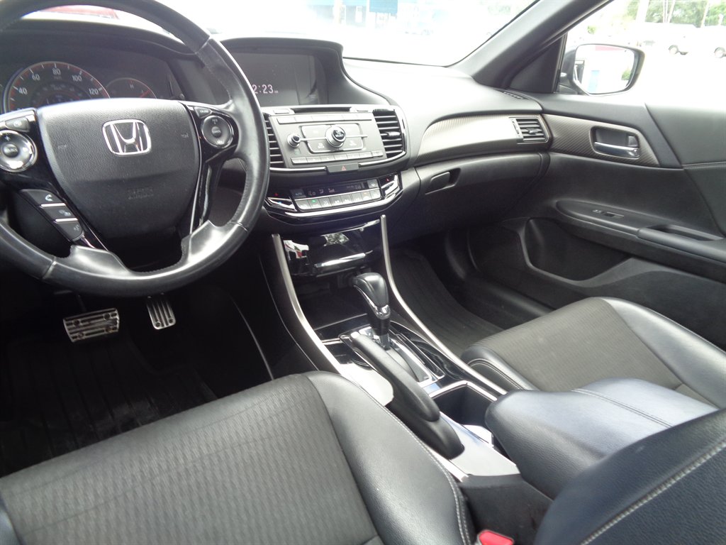 2017 Honda Accord - $16,490