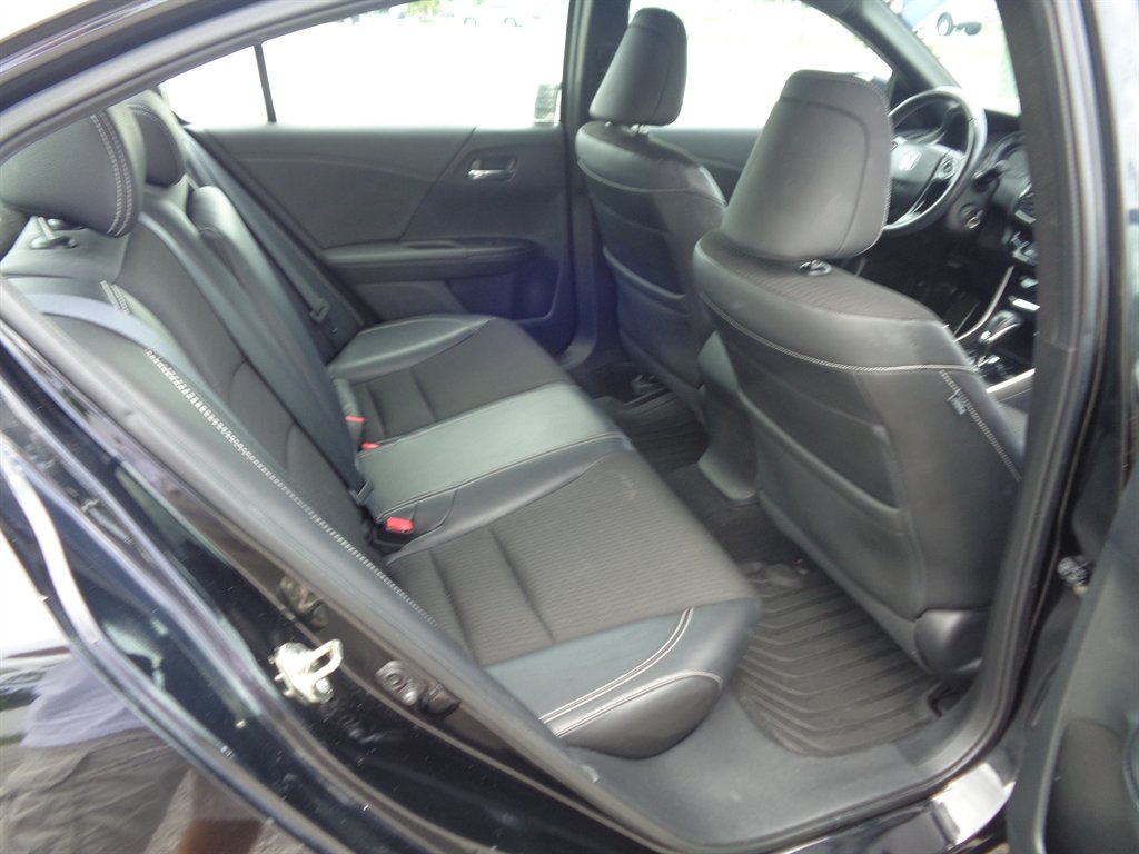 2017 Honda Accord - $16,490