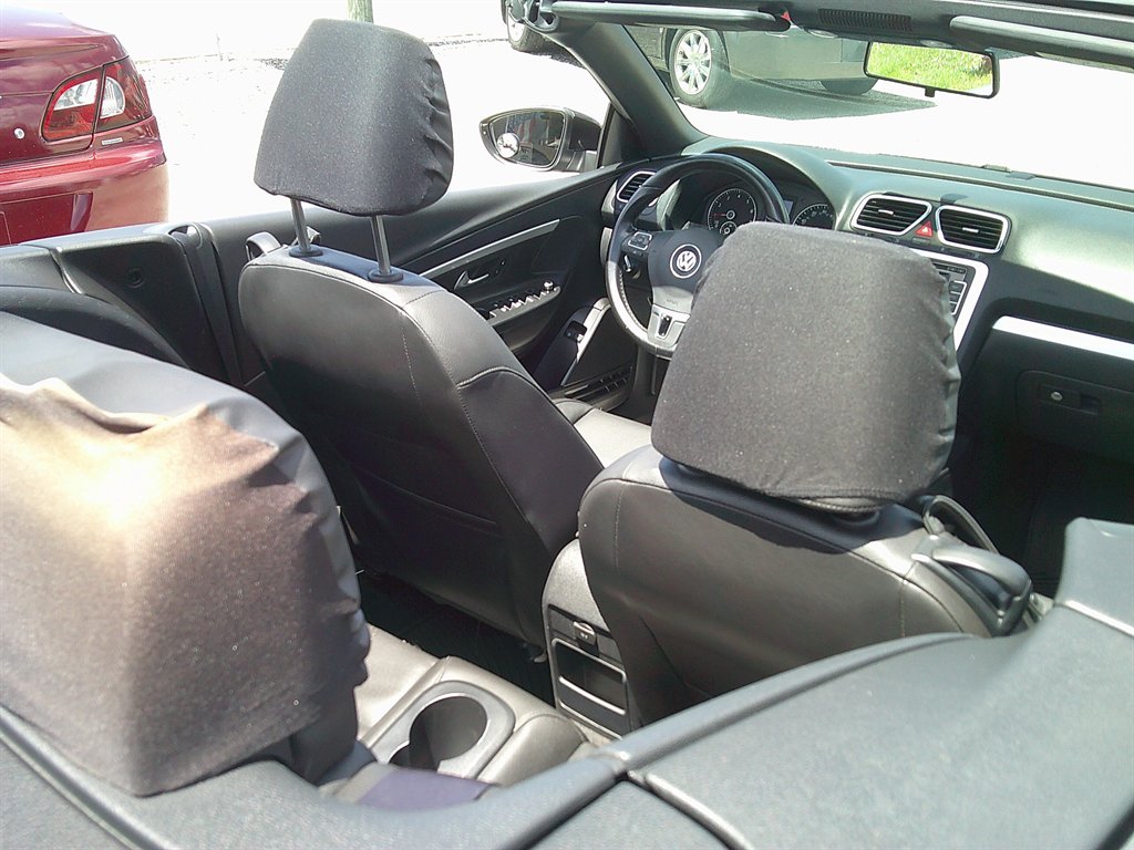 2014 Volkswagen Eos - $8,800
