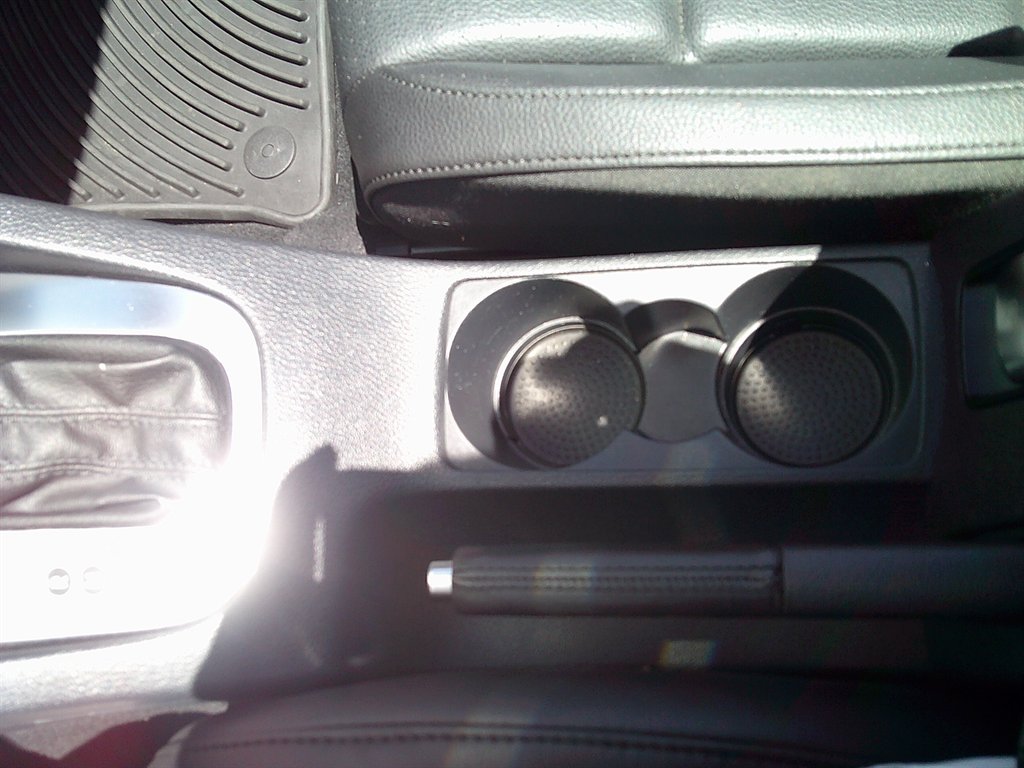2014 Volkswagen Eos - $8,800
