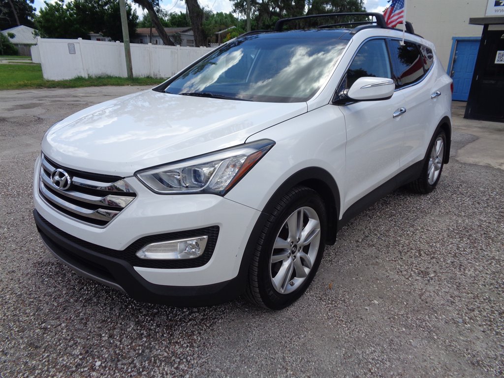 2016 Hyundai Santa Fe Sport - $10,950