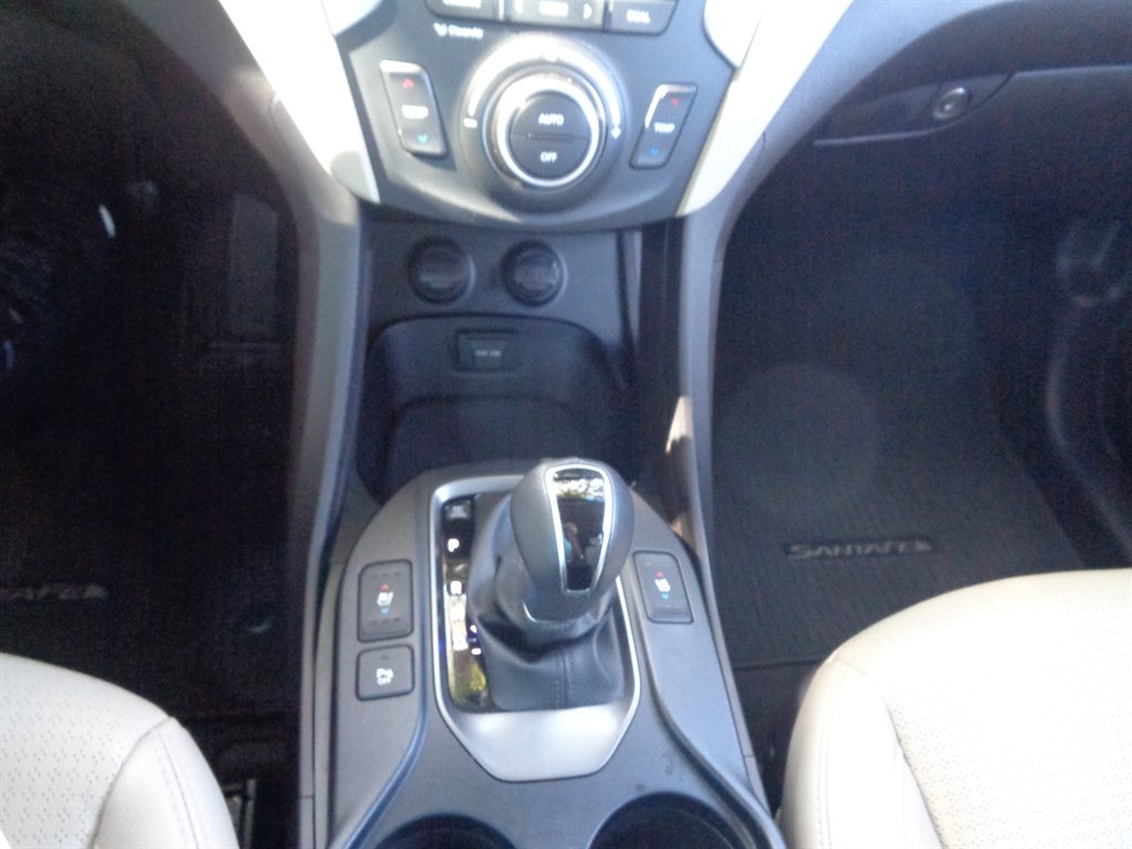 2016 Hyundai Santa Fe Sport - $10,950