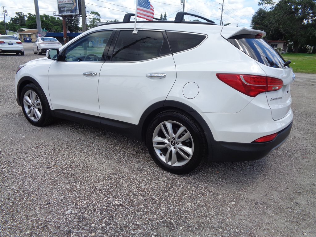 2016 Hyundai Santa Fe Sport - $10,950