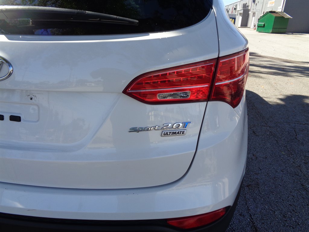2016 Hyundai Santa Fe Sport - $10,950