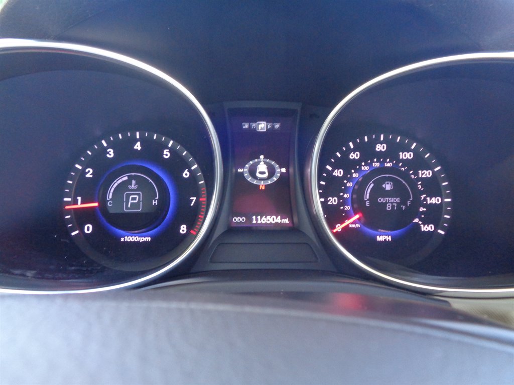 2016 Hyundai Santa Fe Sport - $10,950