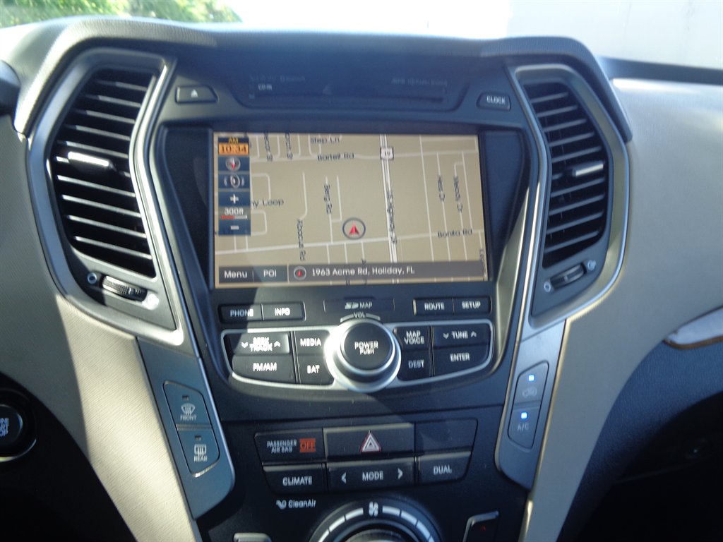 2016 Hyundai Santa Fe Sport - $10,950
