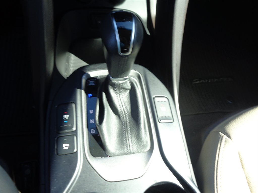 2016 Hyundai Santa Fe Sport - $10,950