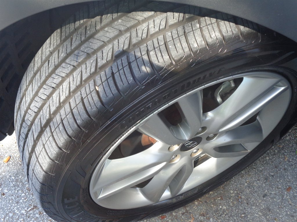 2016 Hyundai Santa Fe Sport - $10,950