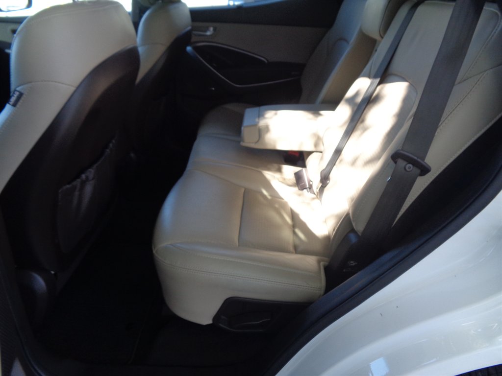 2016 Hyundai Santa Fe Sport - $10,950