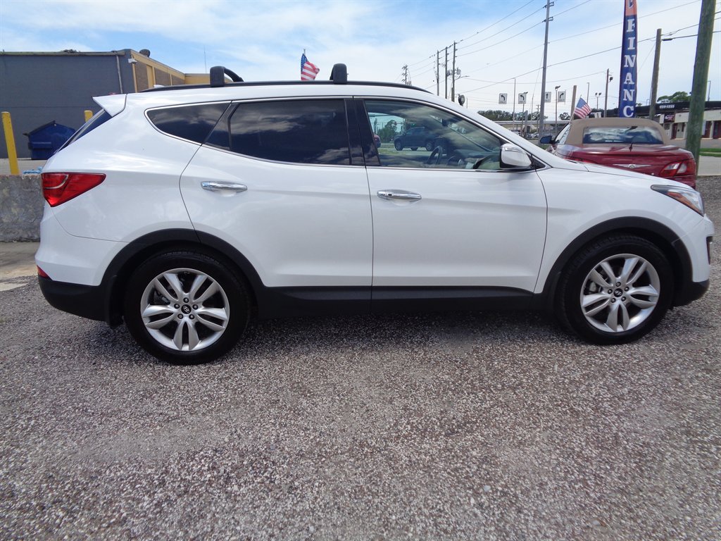 2016 Hyundai Santa Fe Sport - $10,950