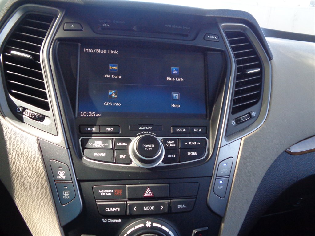 2016 Hyundai Santa Fe Sport - $10,950