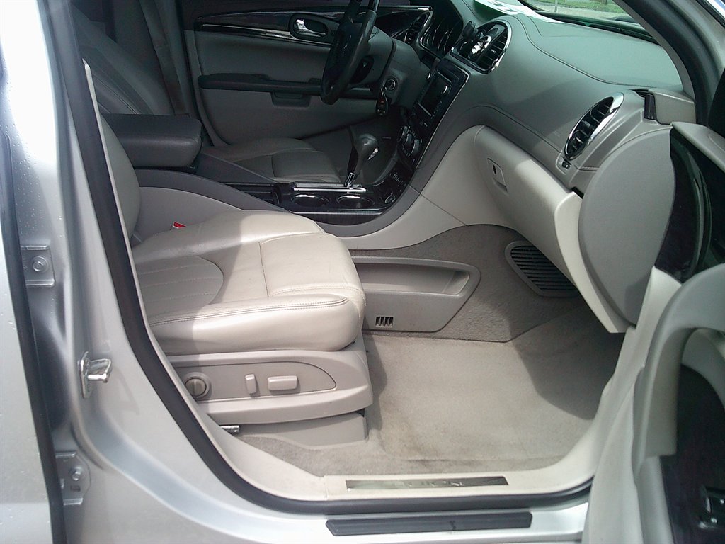 2016 Buick Enclave - $6,299