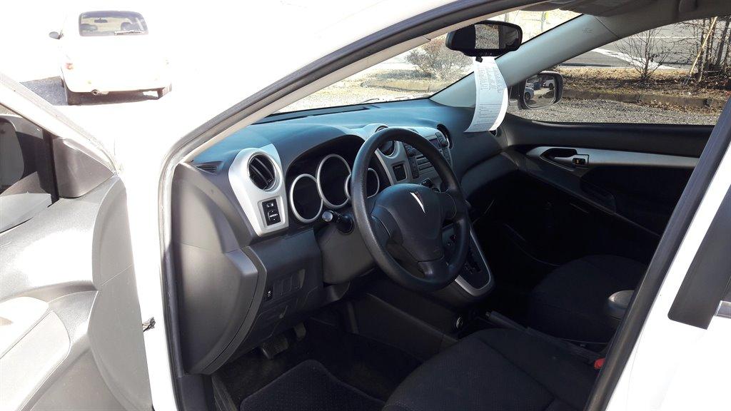 2009 Pontiac Vibe - $4,995