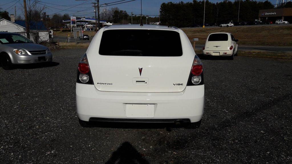 2009 Pontiac Vibe - $4,995