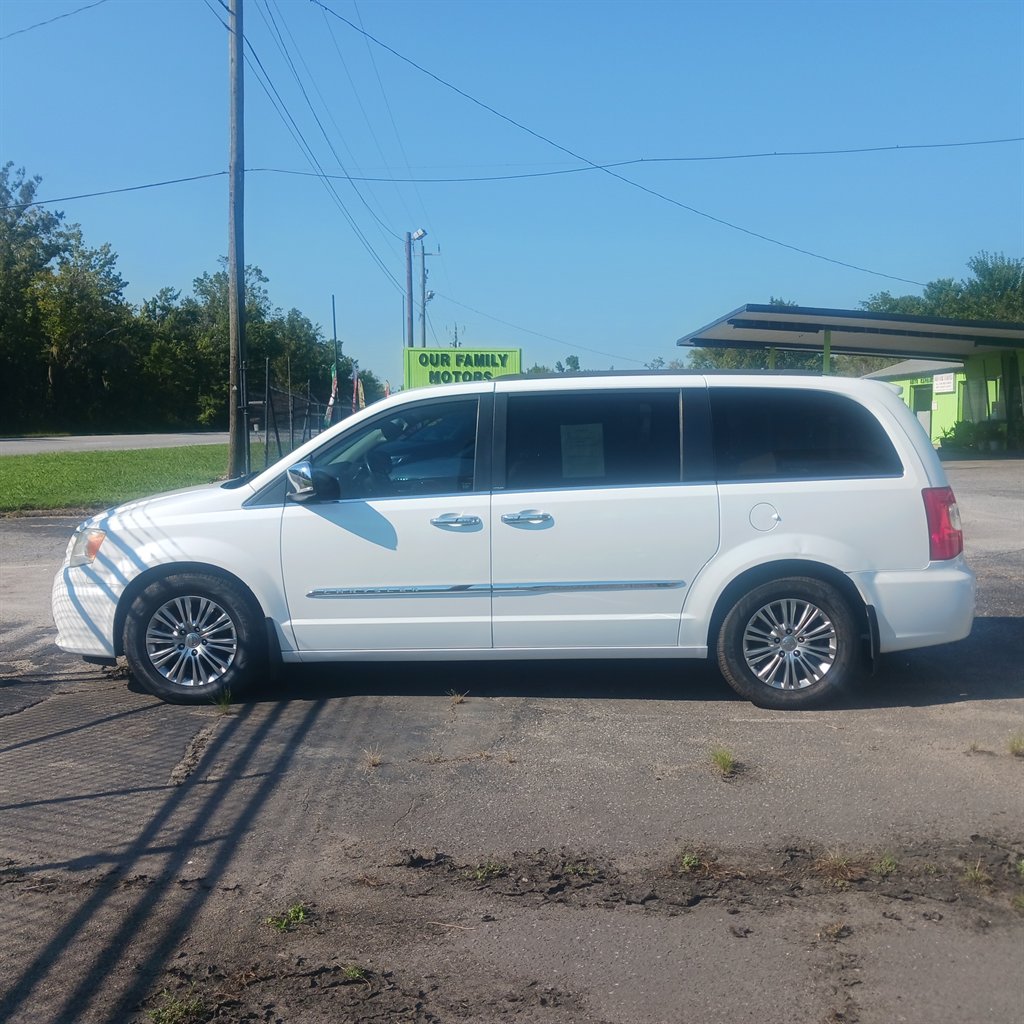 2014 Chrysler Town And Country