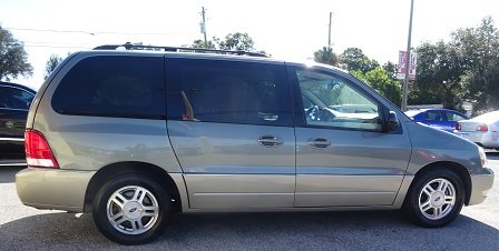2004 Ford Freestar Limited photo
