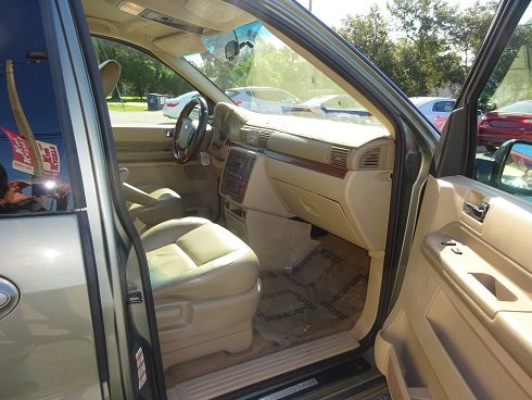 2004 Ford Freestar Limited photo