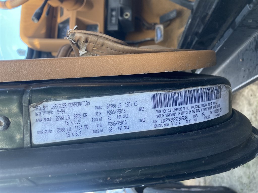 1995 Jeep Wrangler - $3,995