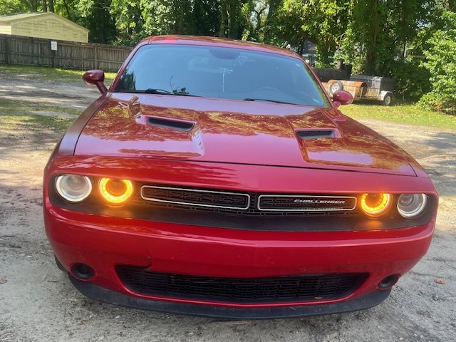 2015 Dodge Challenger SXT photo