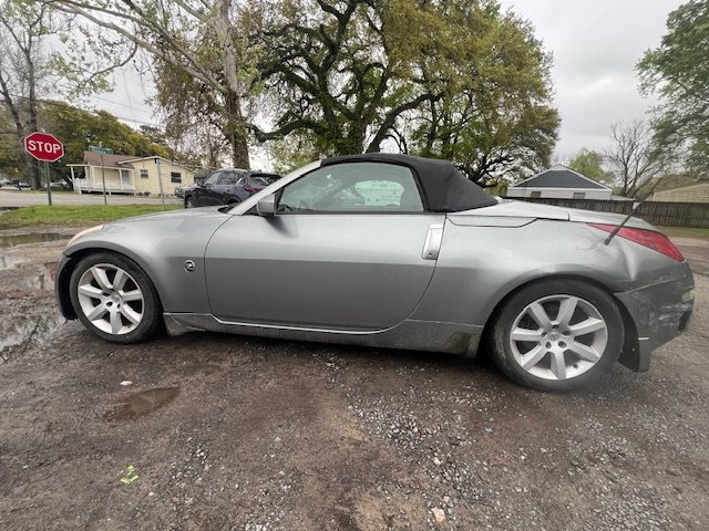 2005 Nissan 350Z Touring photo