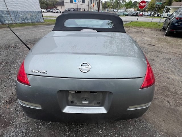 2005 Nissan 350Z Touring photo