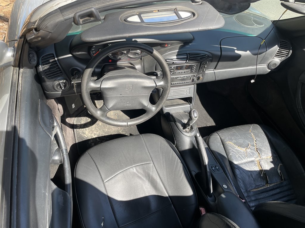 2000 Porsche Boxster photo