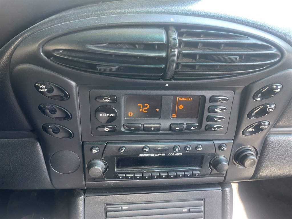 2000 Porsche Boxster photo
