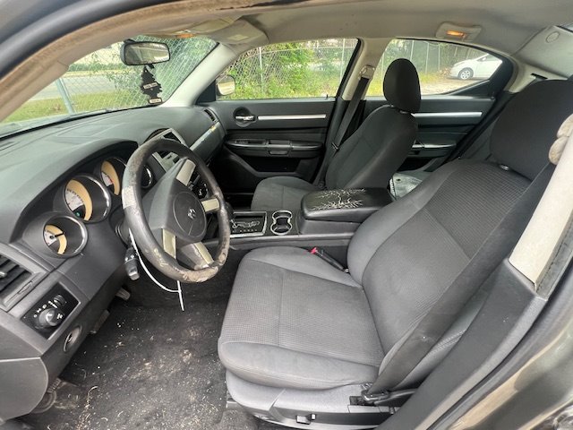2010 Dodge Charger - $1,893