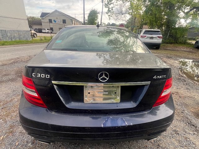 2013 Mercedes-Benz C-Class C300 4MATIC Luxury photo