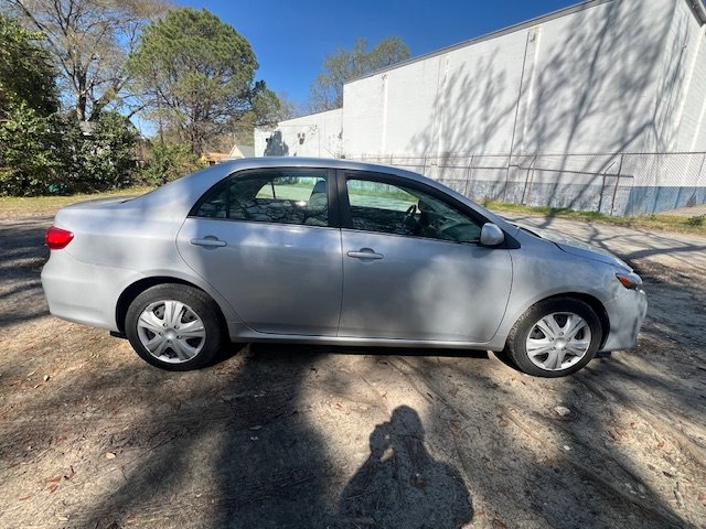 2013 Toyota Corolla L photo
