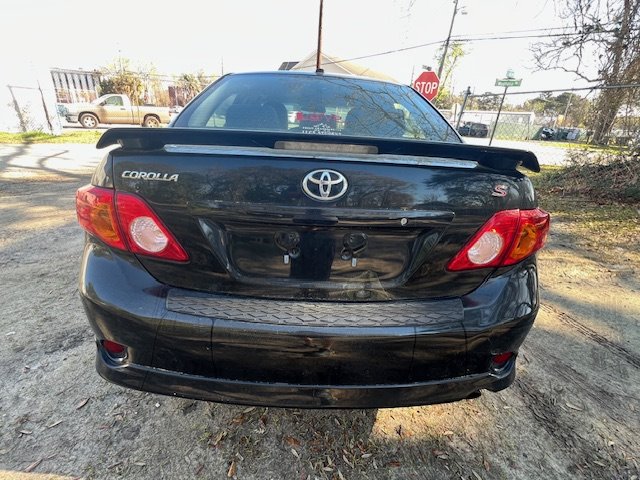 2010 Toyota Corolla photo