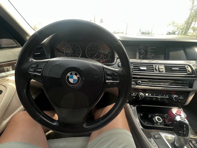 2011 BMW MDX 528i photo