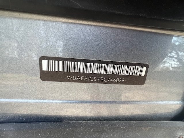 2011 BMW MDX 528i photo