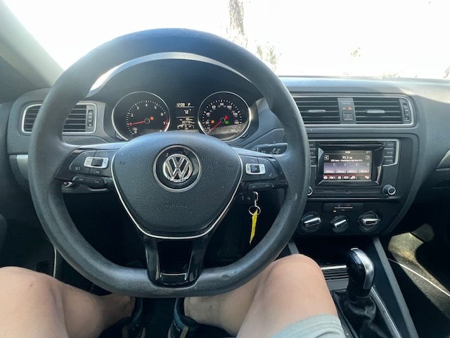 2017 Volkswagen Jetta - $2,995