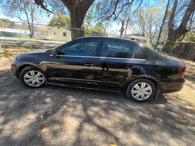 2017 Volkswagen Jetta - $2,995