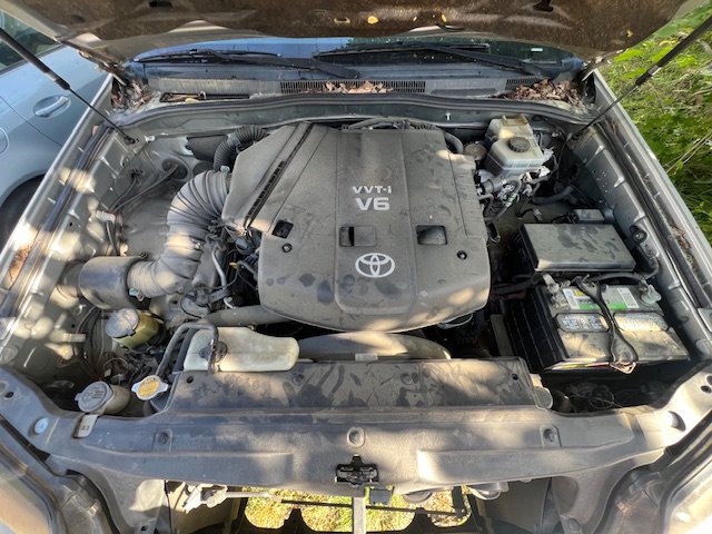 2004 Toyota 4Runner SR5 photo