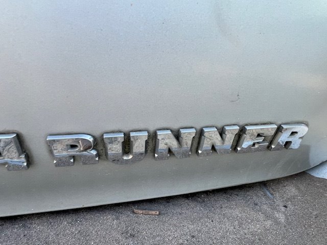 2004 Toyota 4Runner SR5 photo