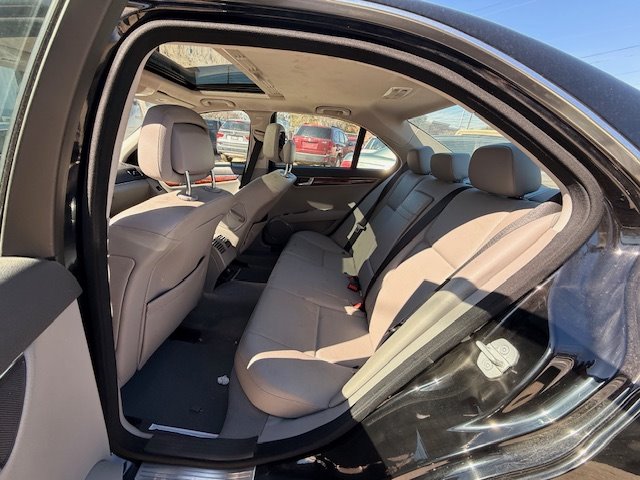 2008 Mercedes-Benz C-Class - $3,995