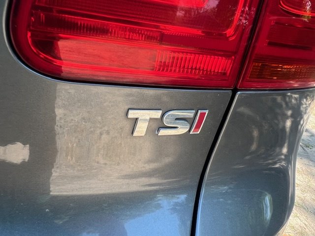 2016 Volkswagen Tiguan S photo