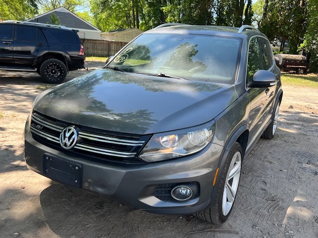 2016 Volkswagen Tiguan S photo
